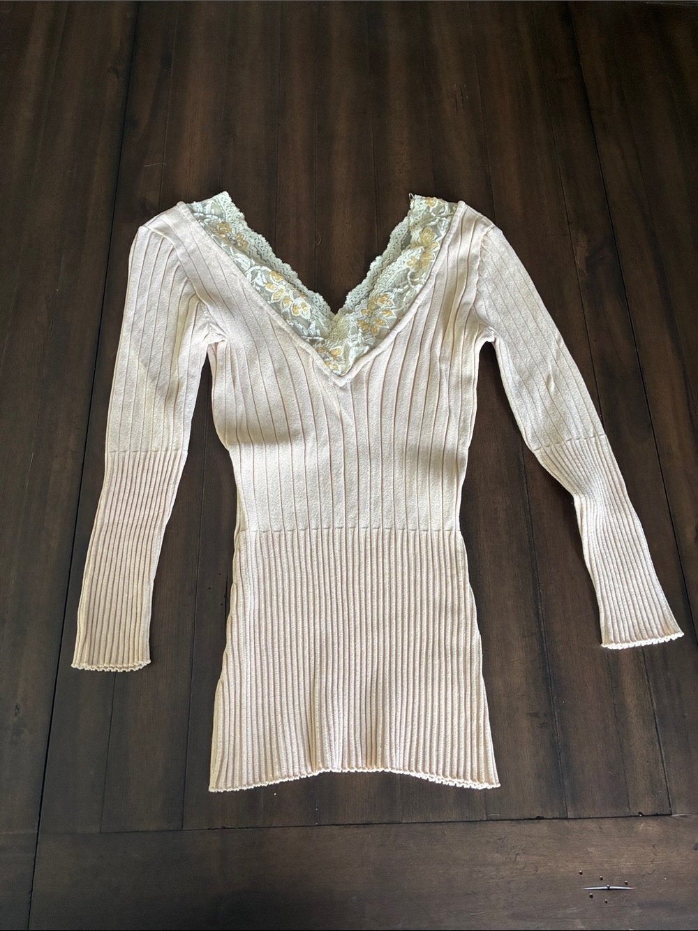 Women's Lace-Trim V-Neck Ribbed Sweater Top - Cream